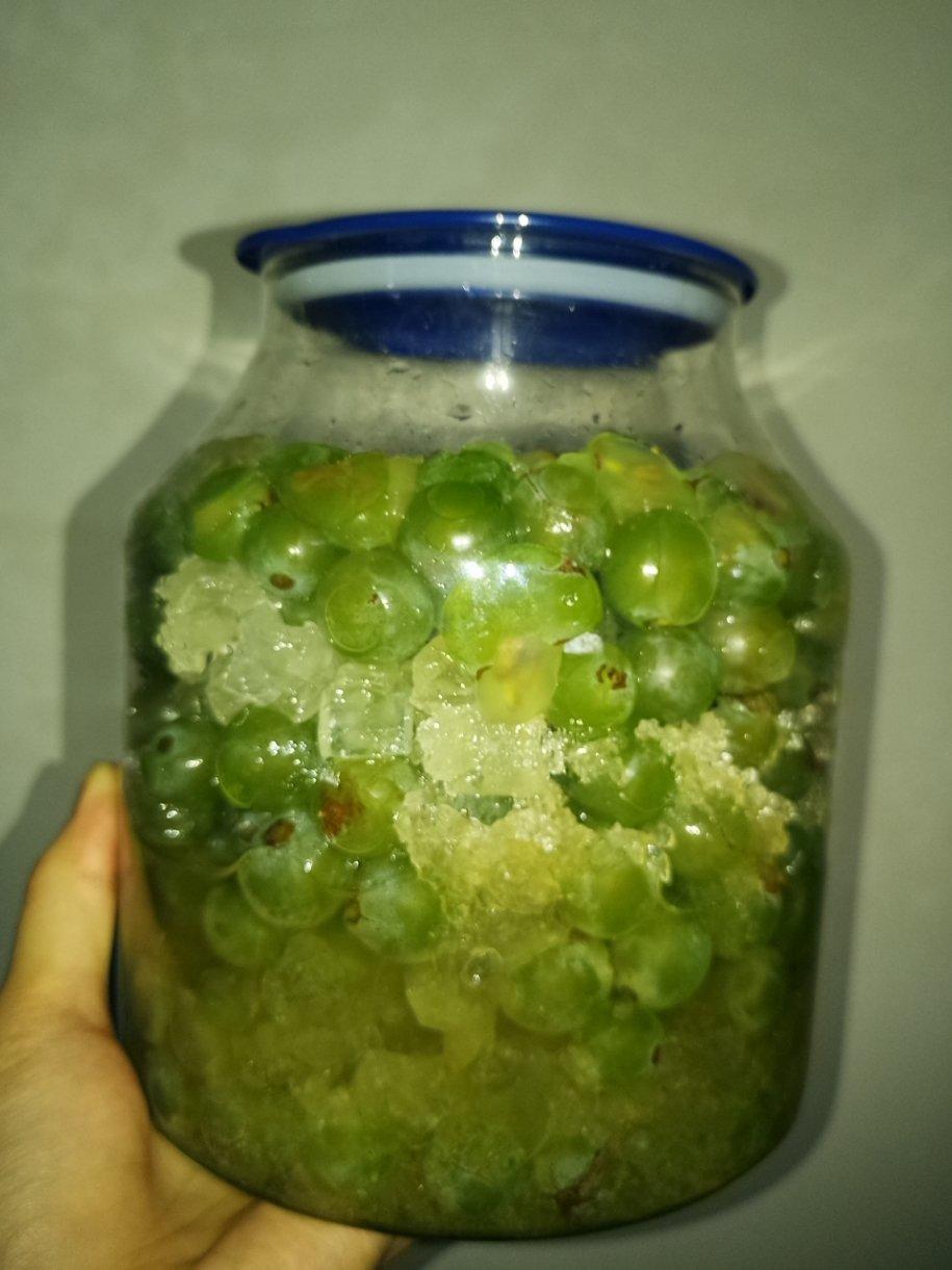 自制白葡萄酒