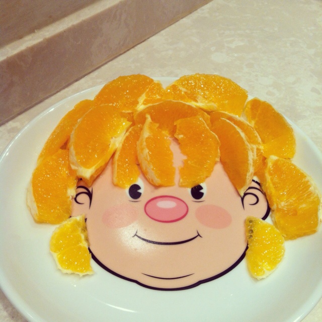 可爱小鸡水果拼盘