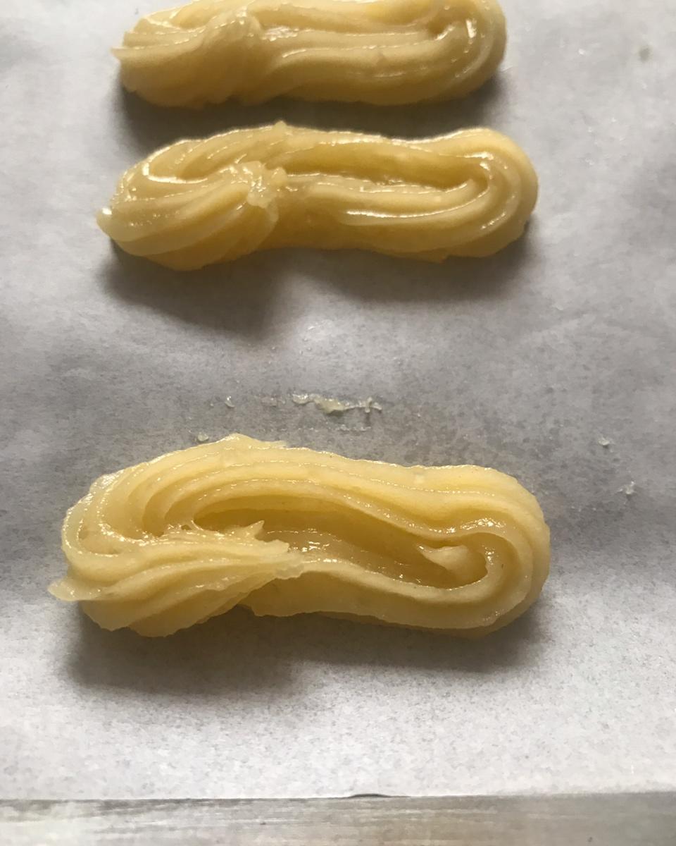 没有黄油也同样做出香酥不腻，花纹立体清晰的曲奇