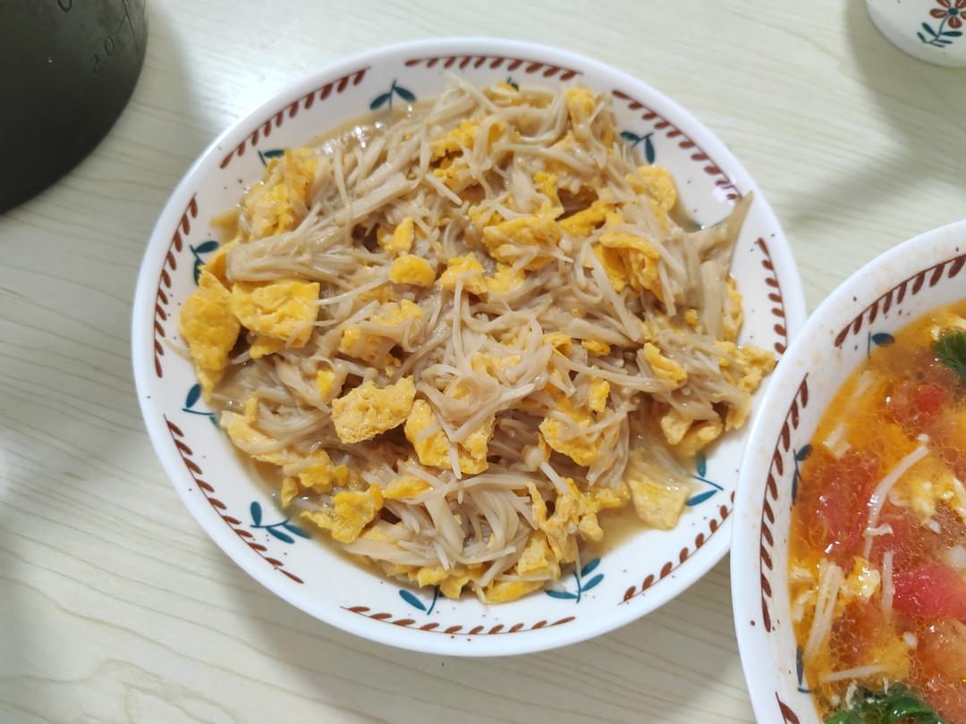 香滑爽口金针菇炒鸡蛋