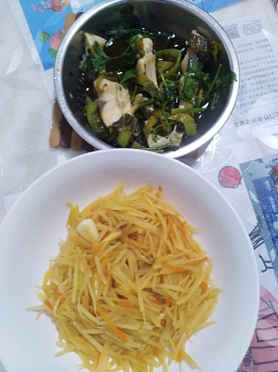 香喷喷酸溜土豆丝