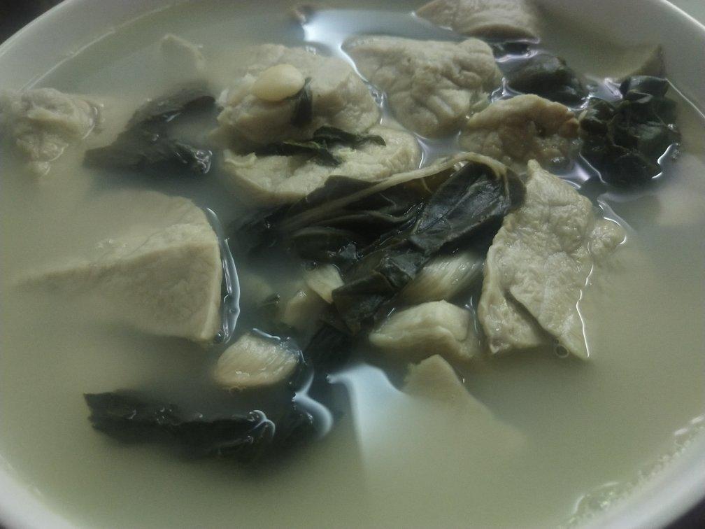 菜干煲猪肺（汤）