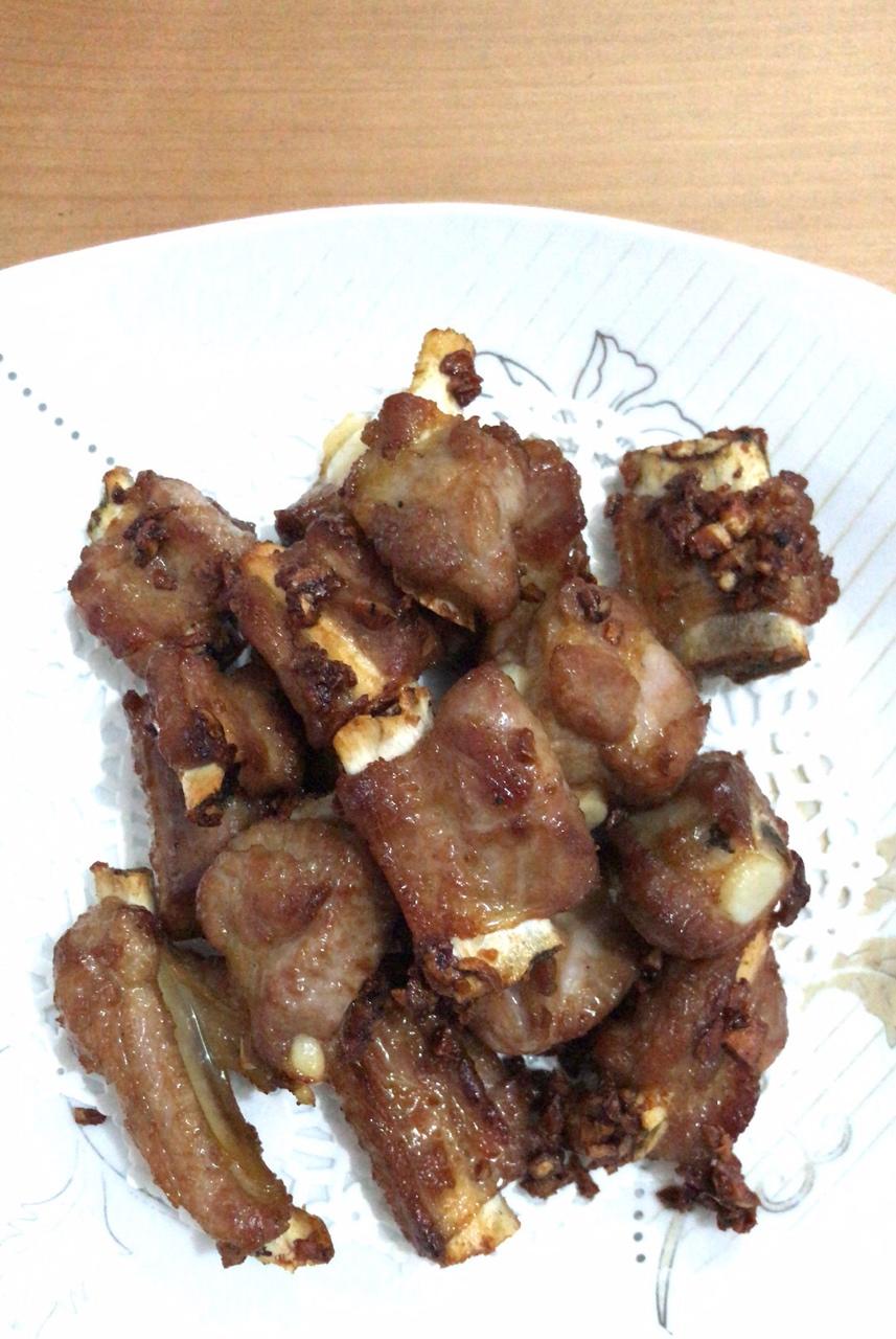 蒜香排骨