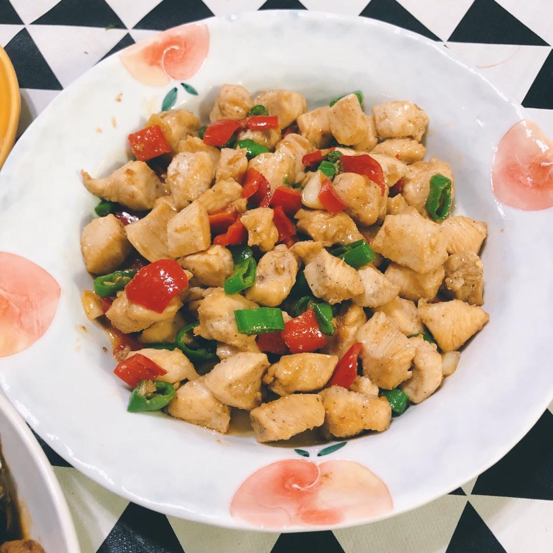 第一次发现鸡胸肉还可以这样做，😋好吃不长肉