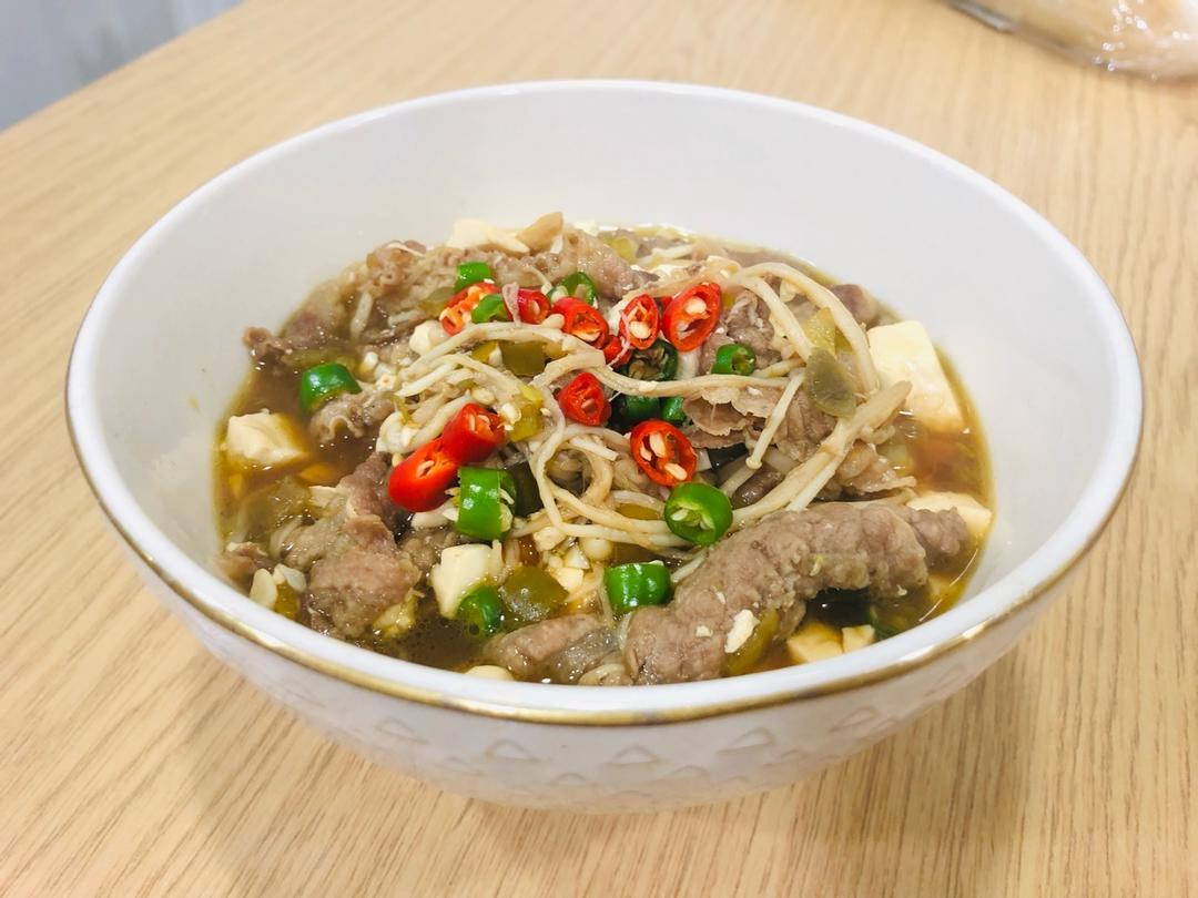 酸汤肥牛