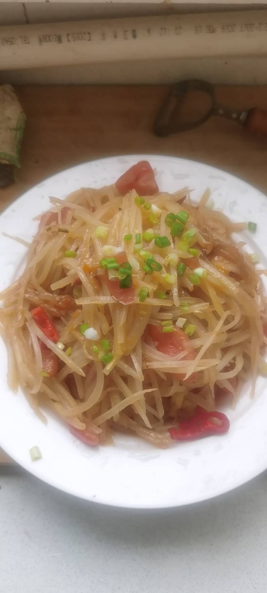 家常素菜西红柿炒土豆丝（番茄炒土豆丝）