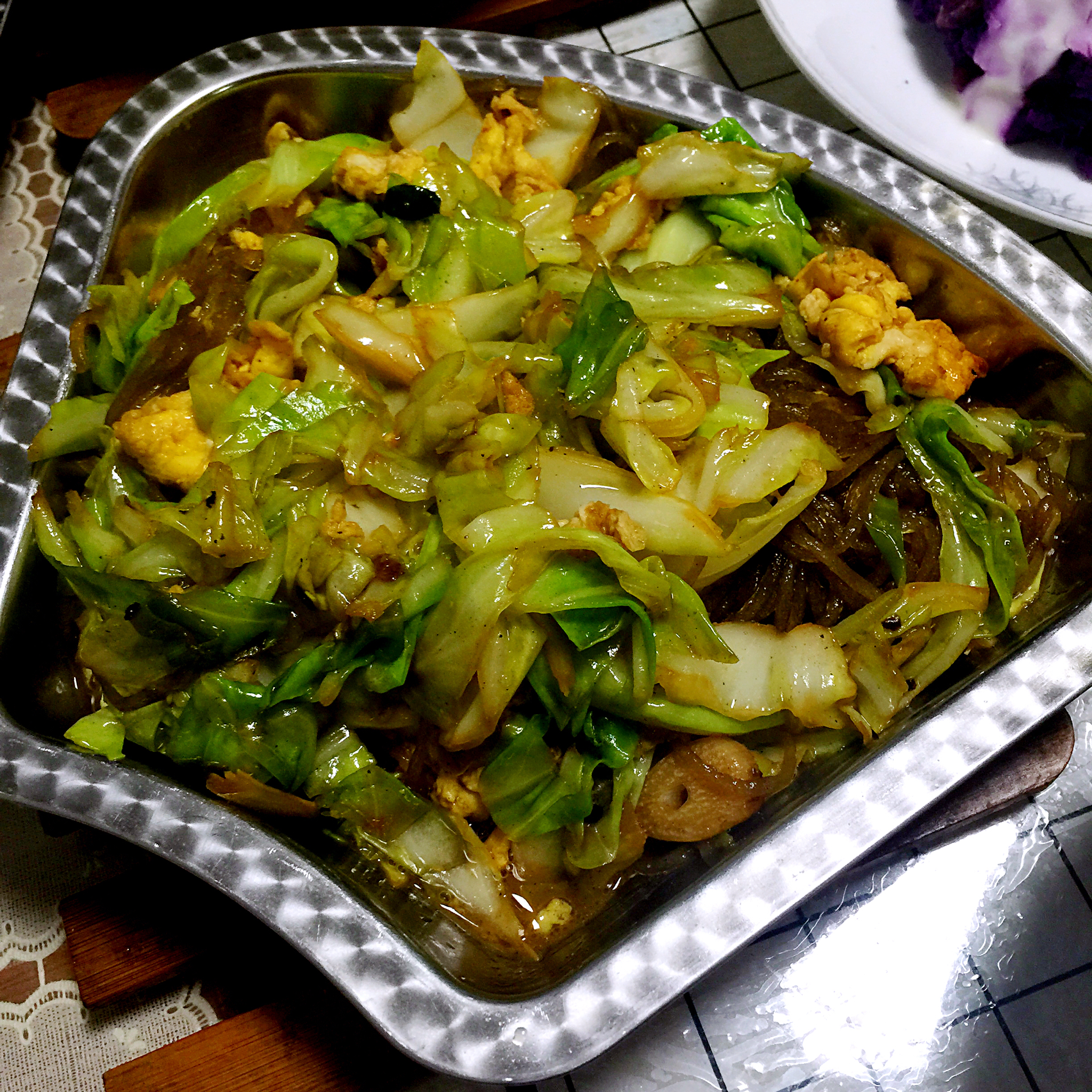 包菜粉丝炒鸡蛋