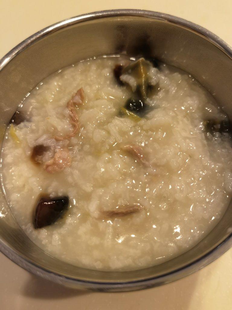 十五分钟快手之香滑皮蛋瘦肉粥(附五分钟电饭煲电压力锅更快捷方法)