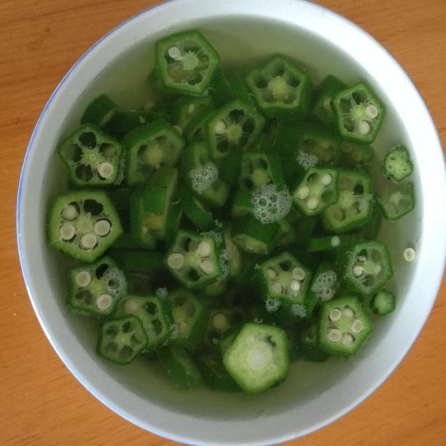 秋葵汤的做法