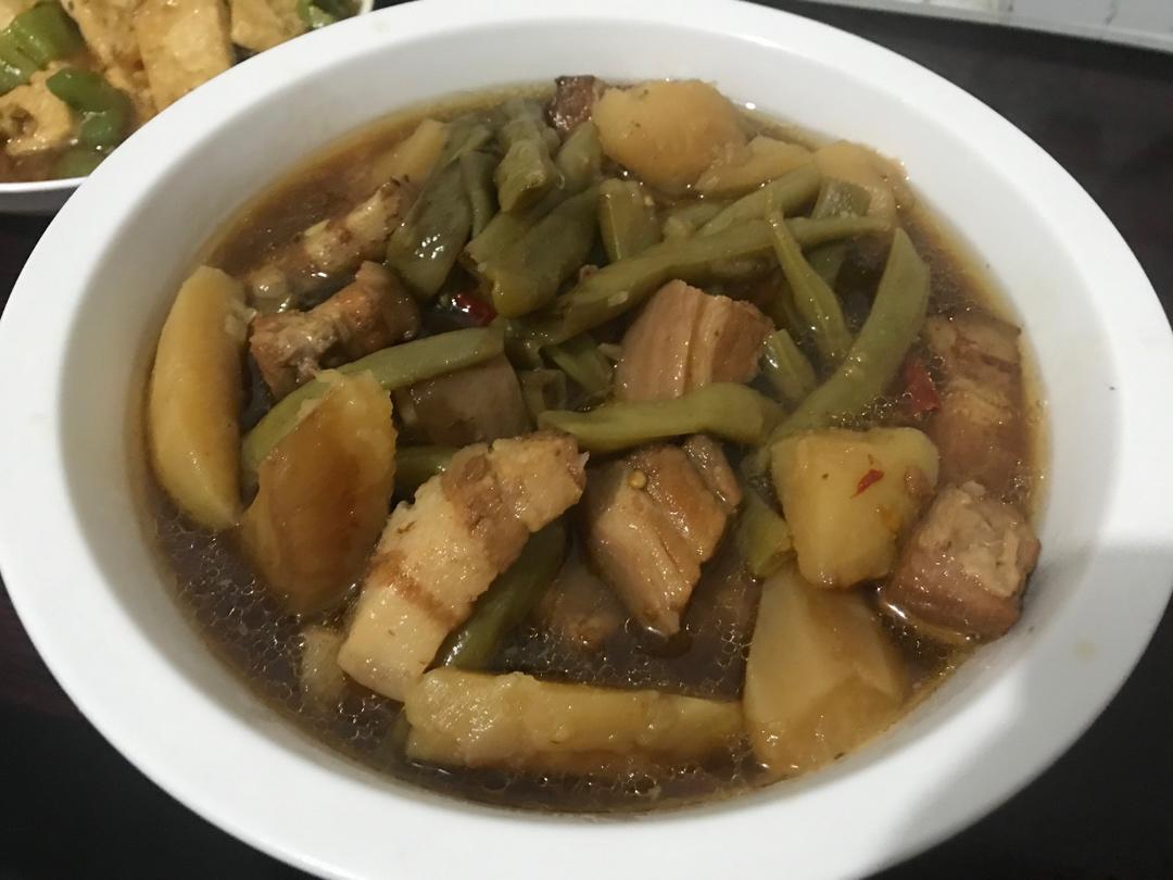 小炖肉-土豆豆角