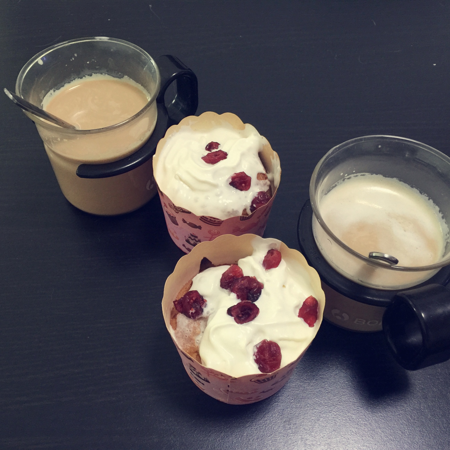 鲜奶油戚风杯子蛋糕（纸杯蛋糕）