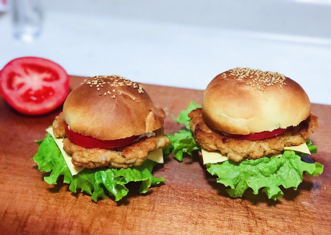 肯德基早餐汉堡轻松在家做 ---『玉米鸡肉汉堡包』