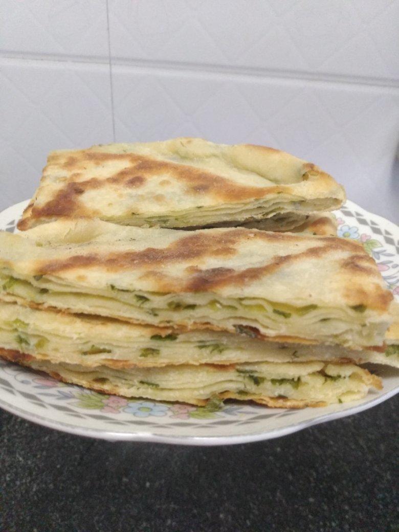 做法简单的 葱香千层饼