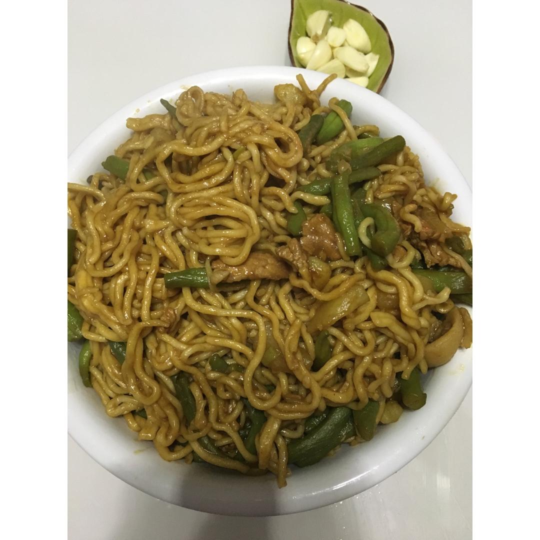 豆角焖面
