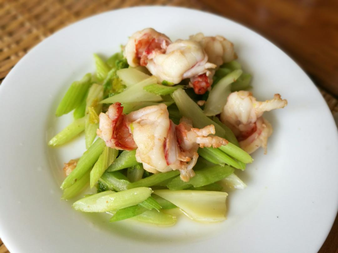 西芹炒虾仁