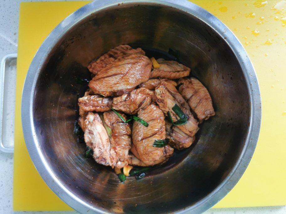 媲美烧烤店的烤鸡翅（烤箱版）