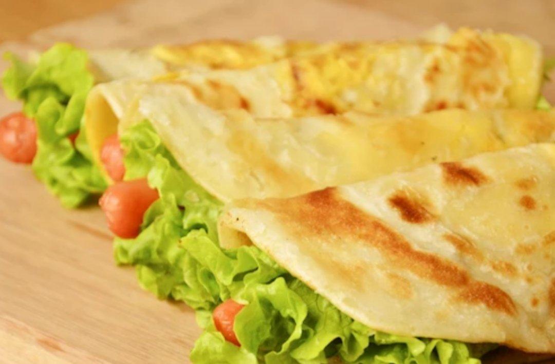 早餐摊的鸡蛋灌饼很好吃？不，我自己做的鸡蛋灌饼更好吃！