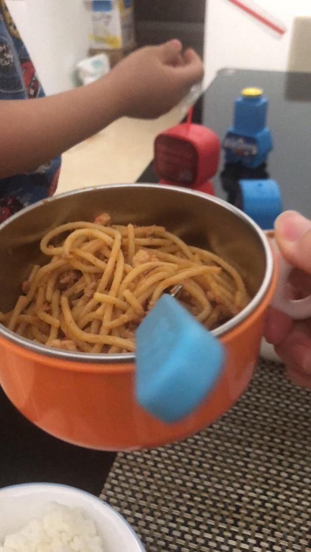 虾仁蕃茄意大利面