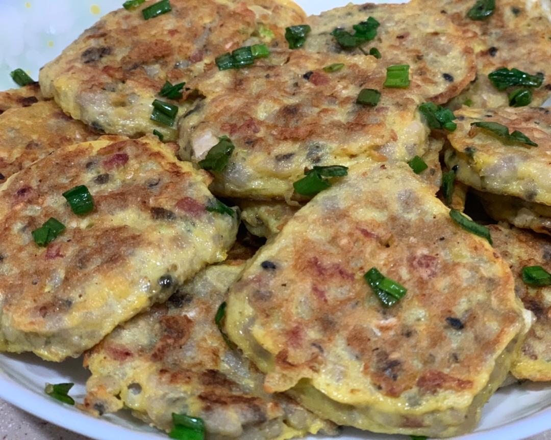 水乡香煎鱼蛋角的做法