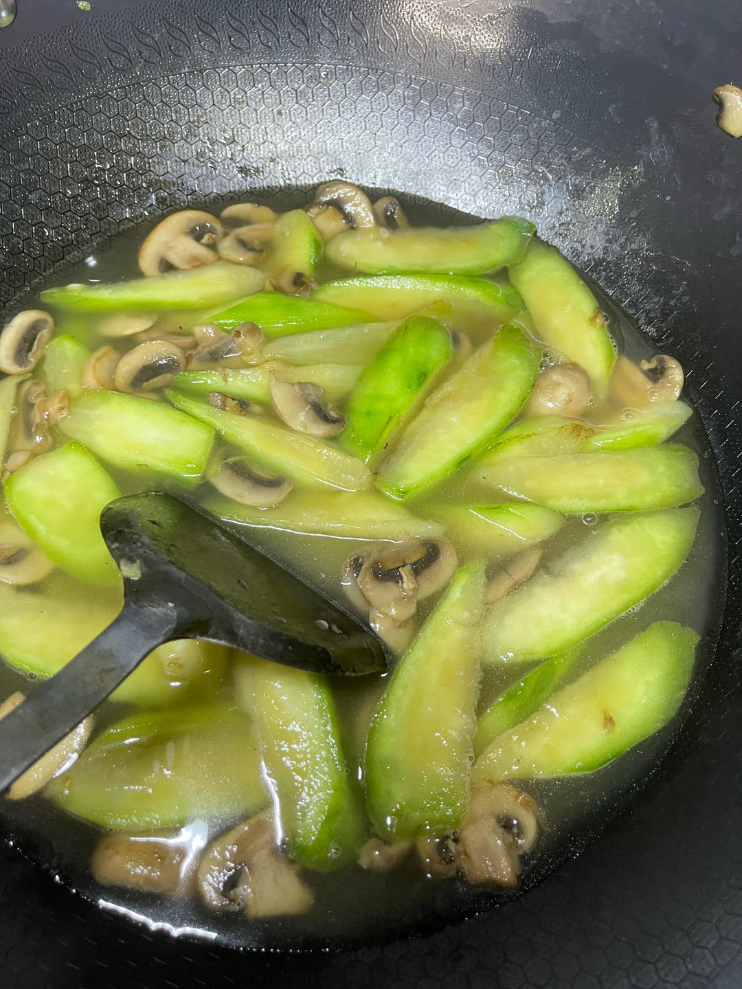 夏季十道素~副菜（一）~白蘑烩丝瓜