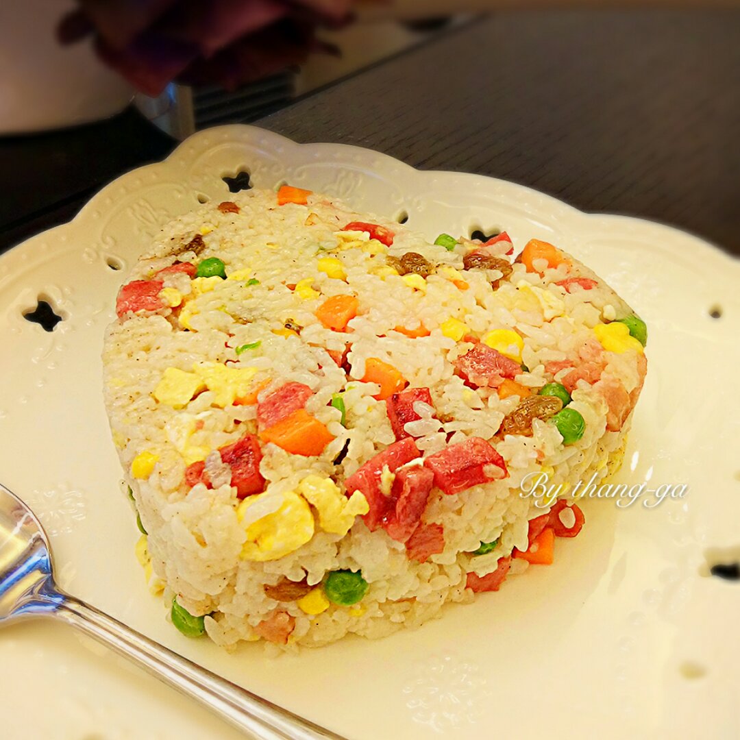粒粒炒饭（米饭不粘粒粒分明的方法）
