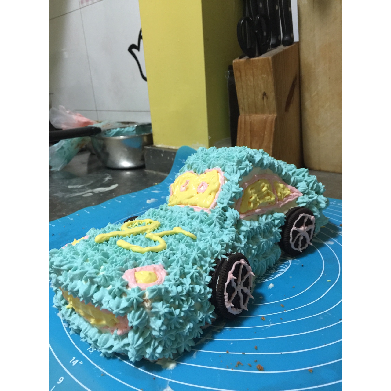 #动感麦昆#汽车蛋糕的拼接方法