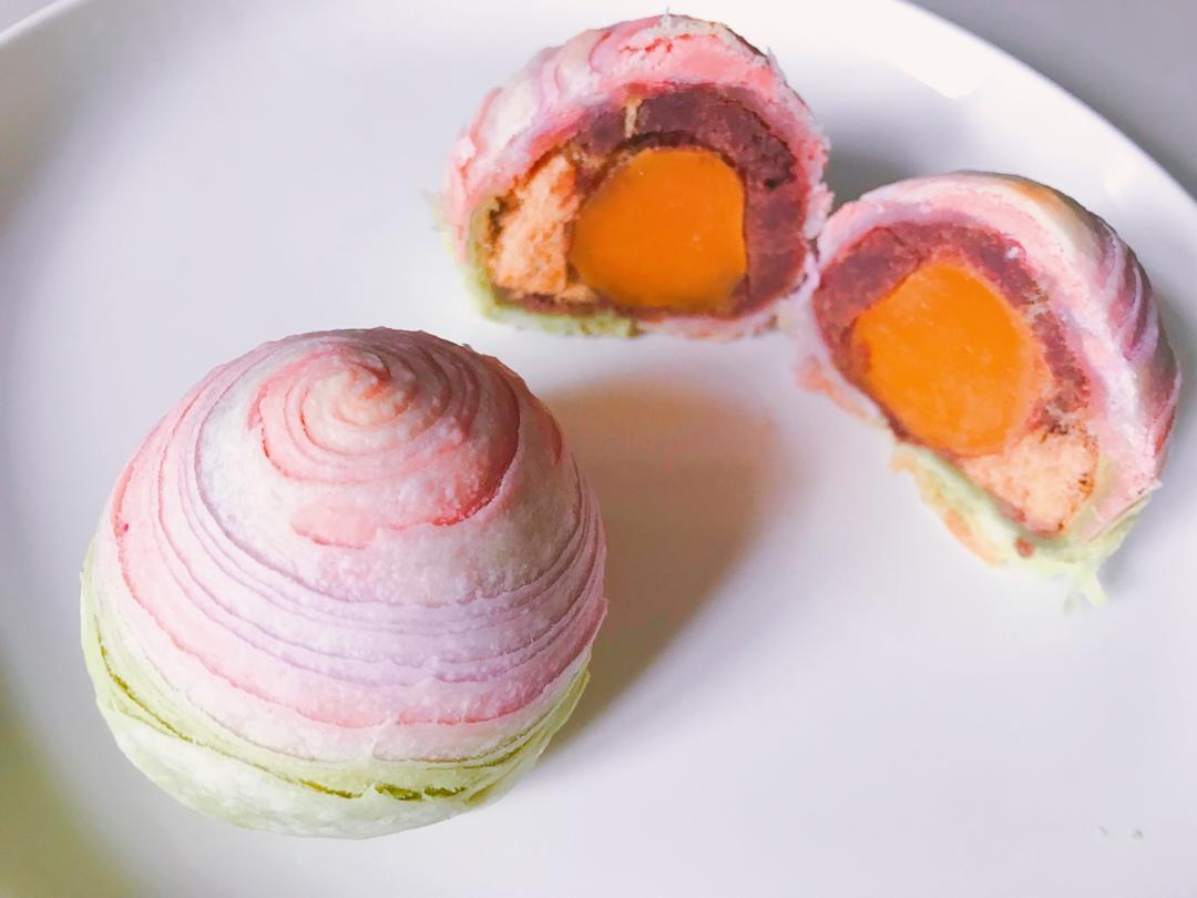 彩虹渐变蛋黄酥（无需揉出膜）