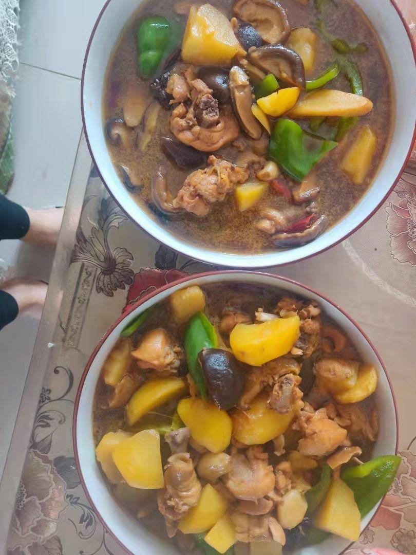 土豆鸡块（黄焖鸡）