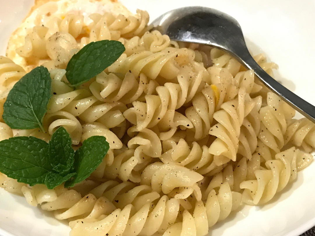 原味炒意面的做法