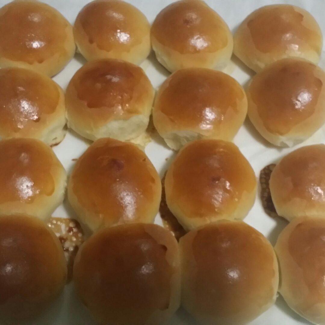 厨师机制作松软土司(2个土司的量)