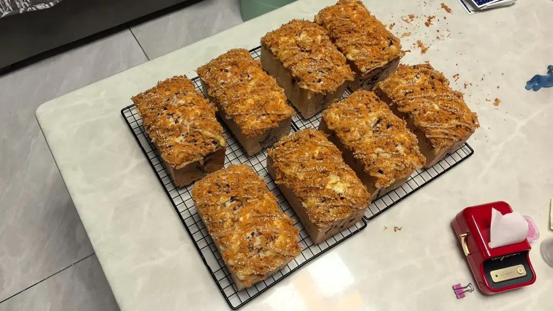 复制热销款肉松红豆吐司