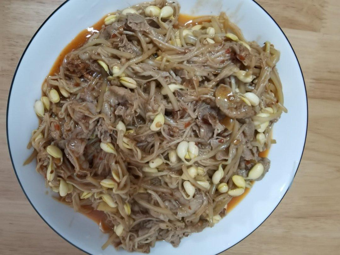 金针菇豆芽肥牛