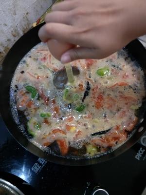 超简单好吃的西红柿鸡蛋汤面的做法 步骤10