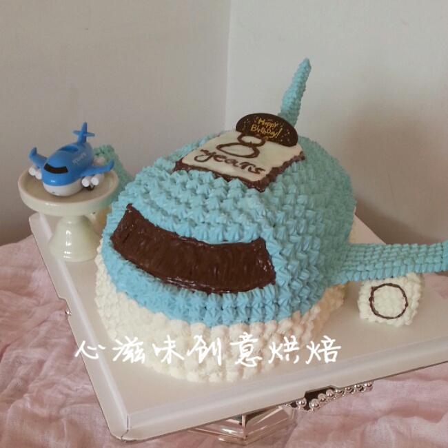 立体小客机蛋糕