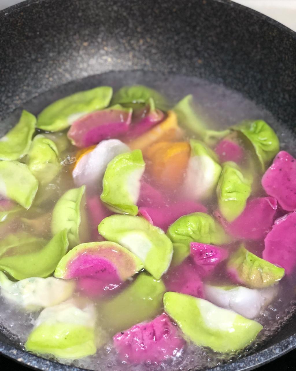 彩色水饺