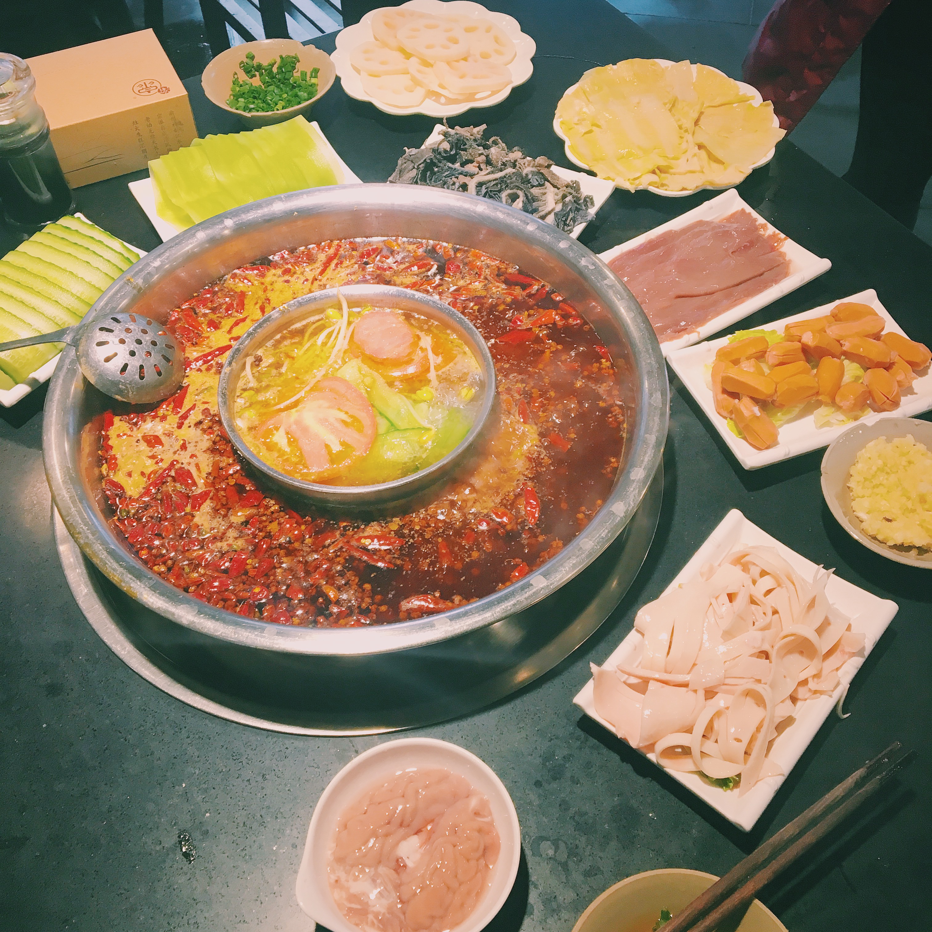 自制麻辣重庆火锅