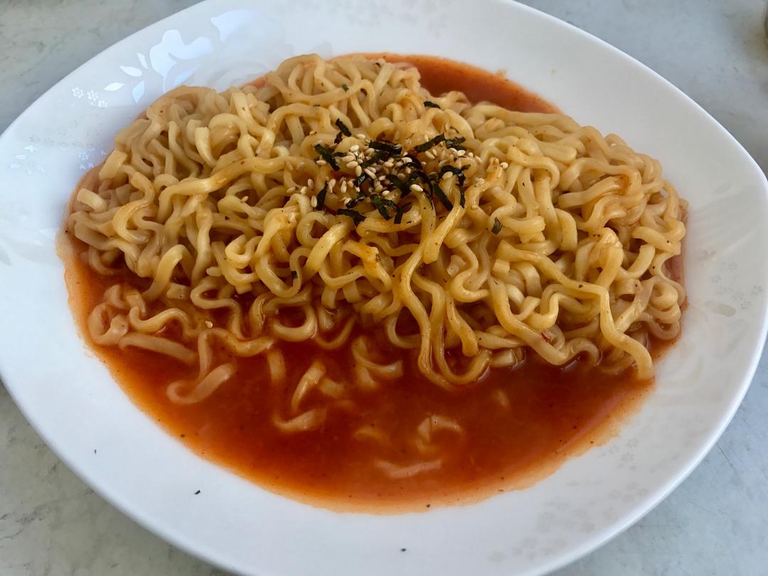 火鸡面（辣鸡面）