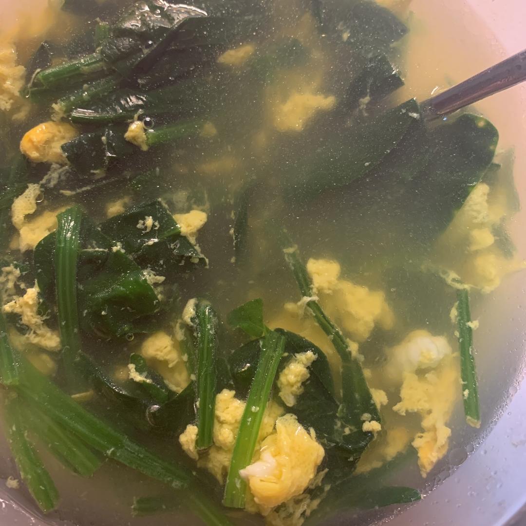 菠菜鸡蛋汤