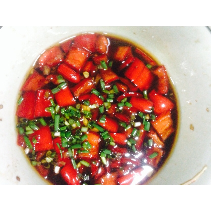 青爱的李做的凉拌红辣椒