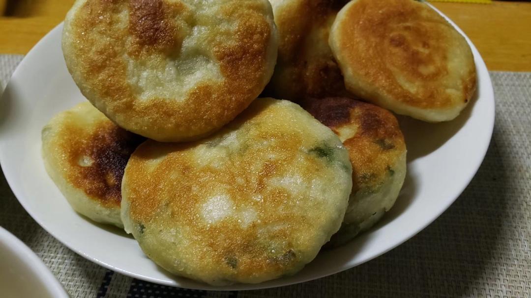 发面椒香葱花饼（超级宣软）