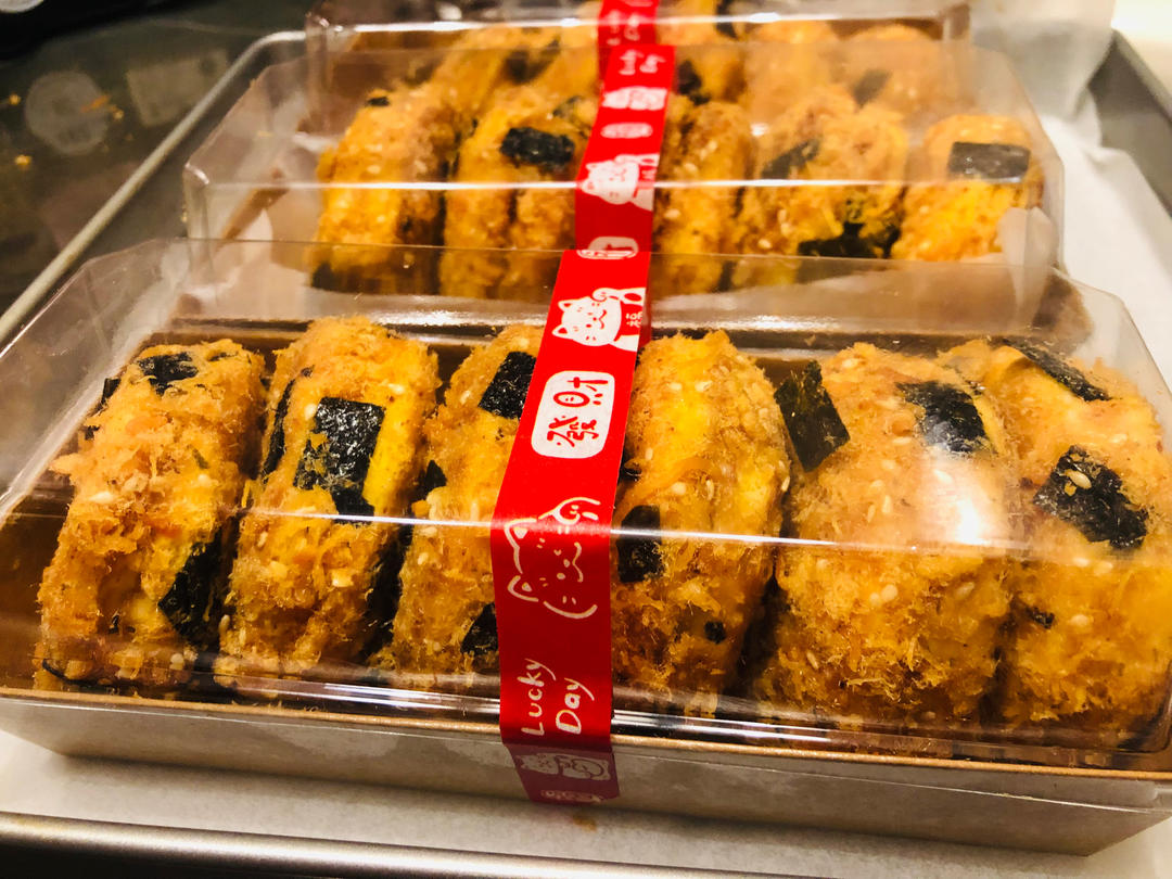 朋友都说比鲍师傅好吃的海苔肉松小贝