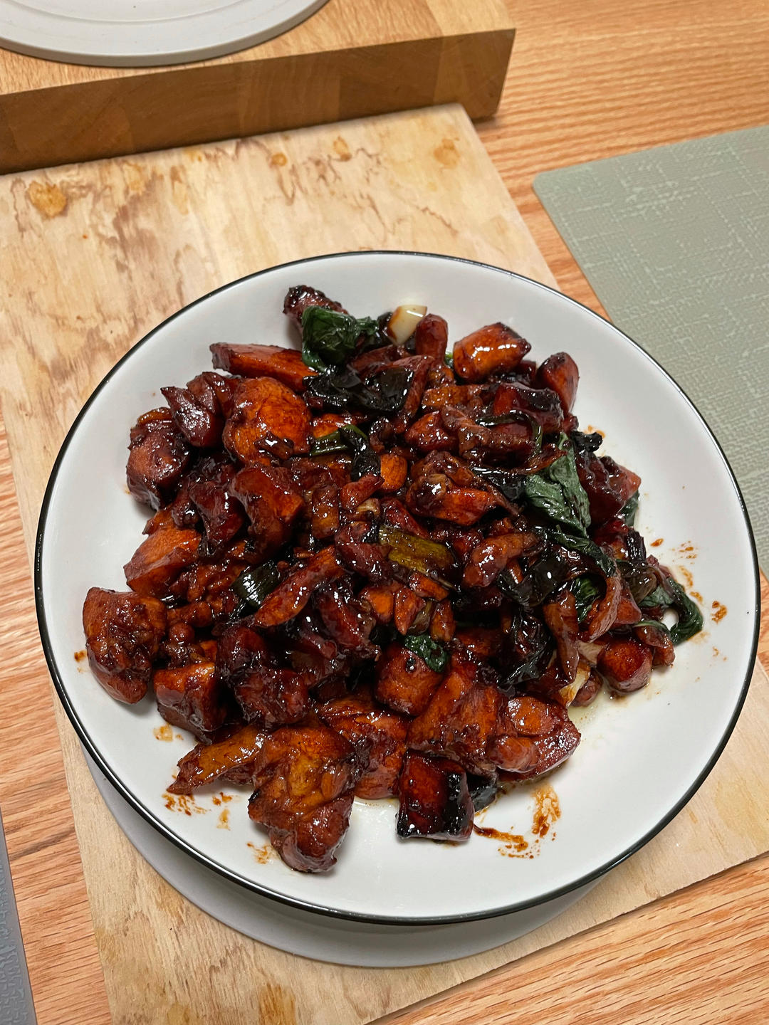 正宗台式三杯鸡（零失败！周围朋友全都赞不绝口！ 😁）