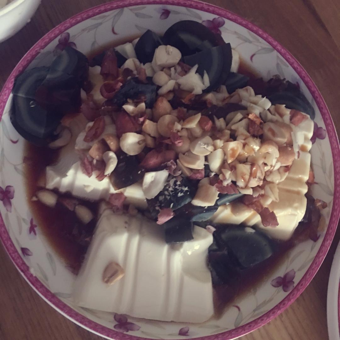 皮蛋豆腐