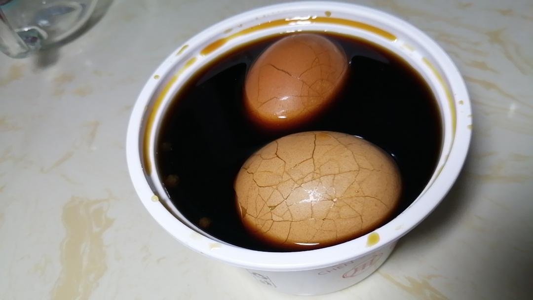 家常卤蛋，最简单的用料，味道超棒