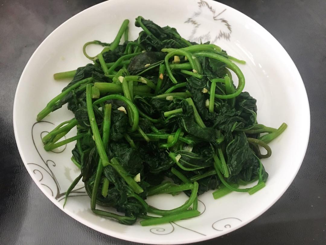 清炒番薯叶