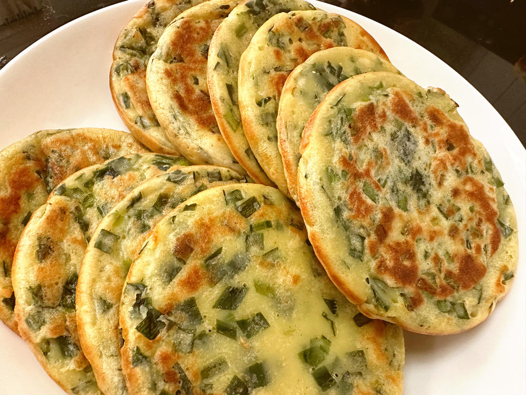 老年菜谱～摊韭菜饼