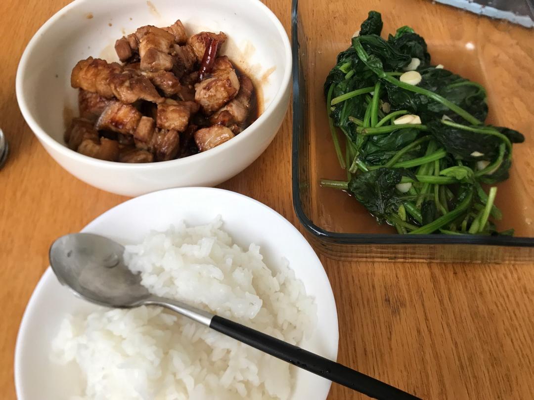 不焯水不放油的家常红烧肉