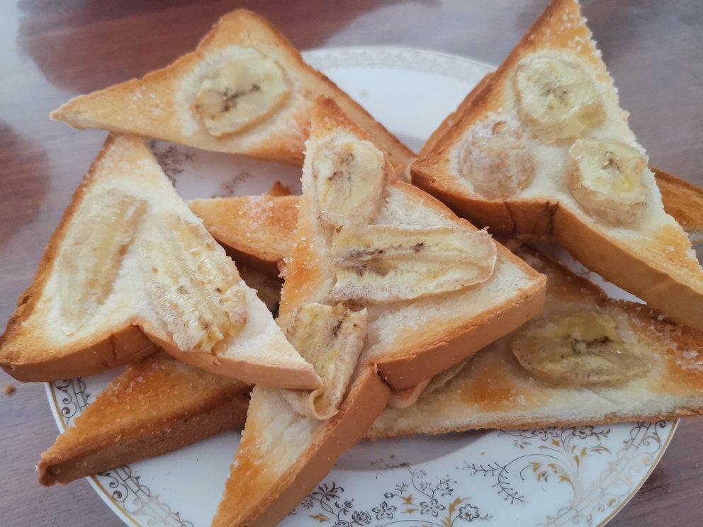 香蕉烤吐司