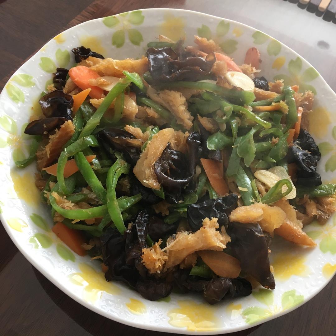 尖椒炒干明太鱼