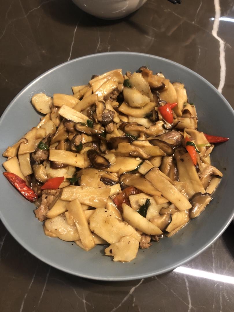 香菇炒肉